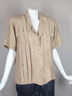 Vintage 80s Women's Short-Sleeve Button Front Blouse Silk Shoulder Pads Pleats